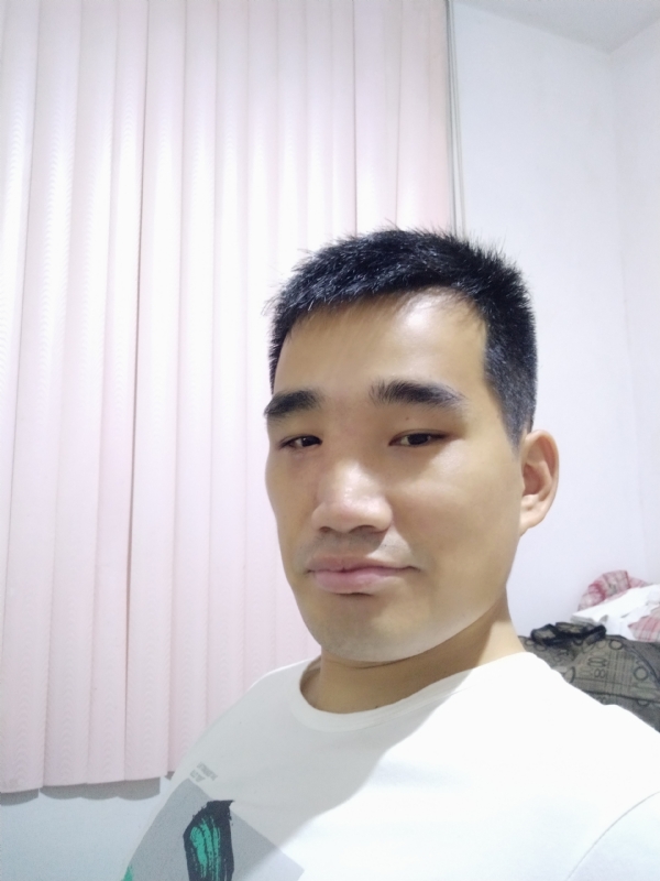 大男孩的第一张照片--莆田相亲服务中心