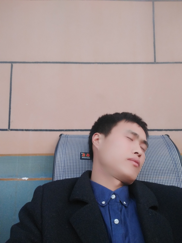 有钱爱情才能长久的第一张照片--莆田相亲服务中心