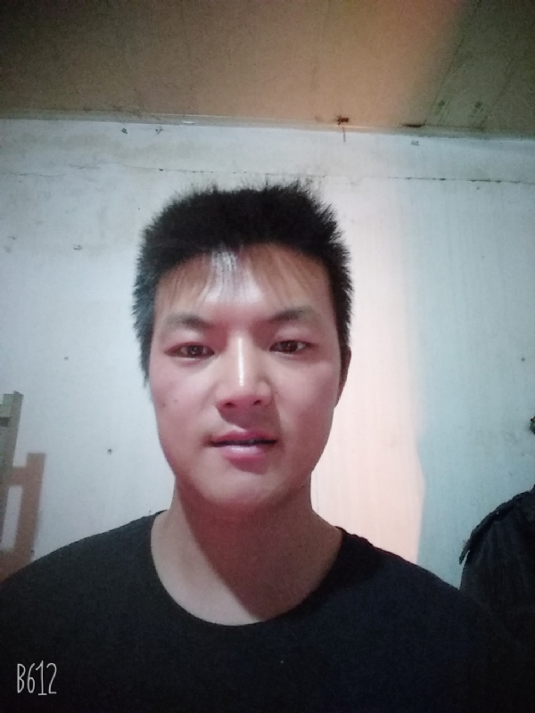 风轻云淡的第一张照片--莆田相亲服务中心