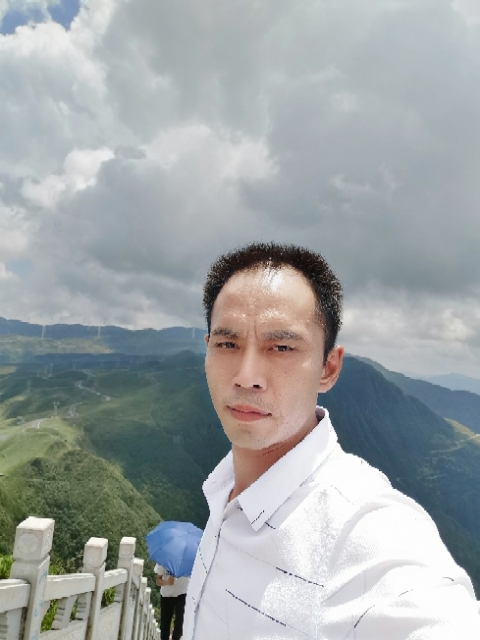 LXZ的第一张照片--莆田相亲服务中心