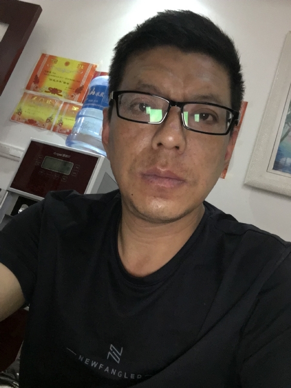 牵手的第三张照片--莆田相亲服务中心
