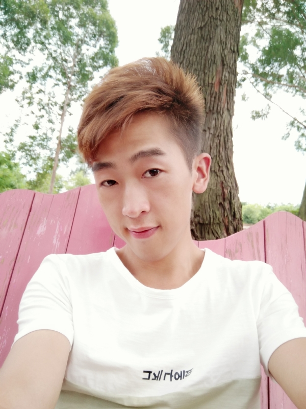 一觉睡到小时候的第一张照片--莆田相亲服务中心