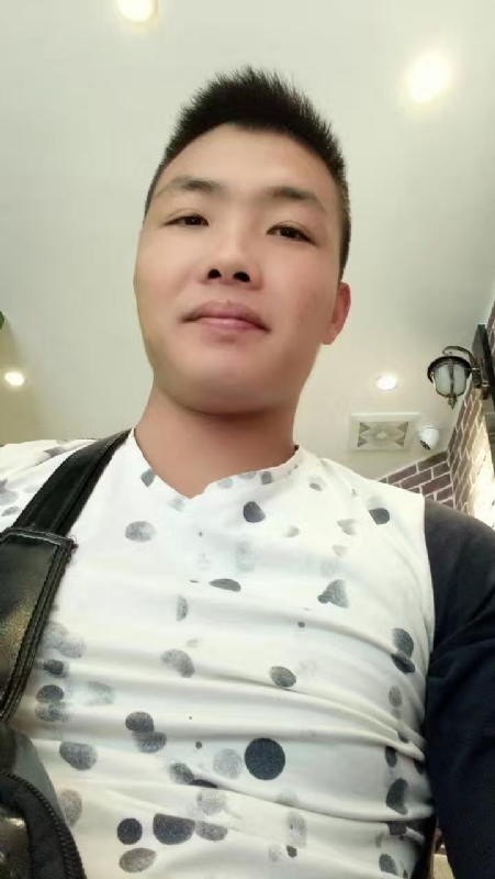 吃生蚝的小乖乖的第一张照片--莆田相亲服务中心