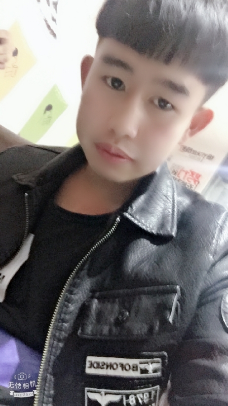 军绿色的第一张照片--莆田相亲服务中心
