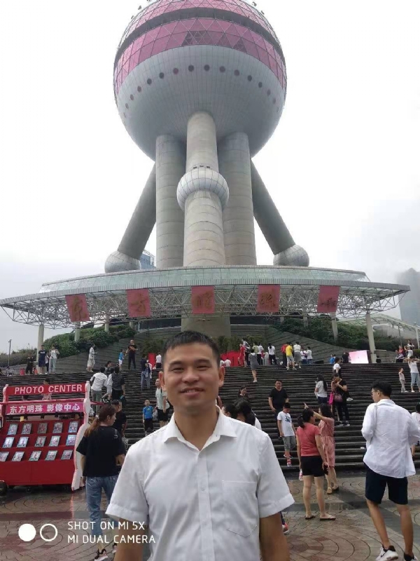 小猫吃老鼠的第一张照片--莆田相亲服务中心