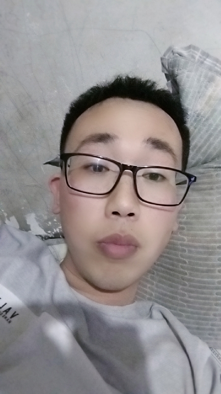 喜欢比我大的女人的第一张照片--莆田相亲服务中心