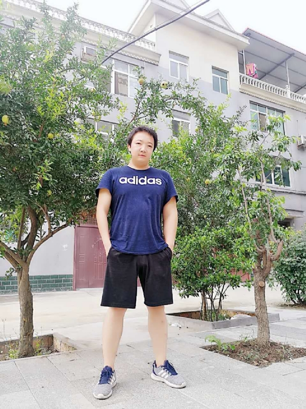 小宇的第一张照片--莆田相亲服务中心