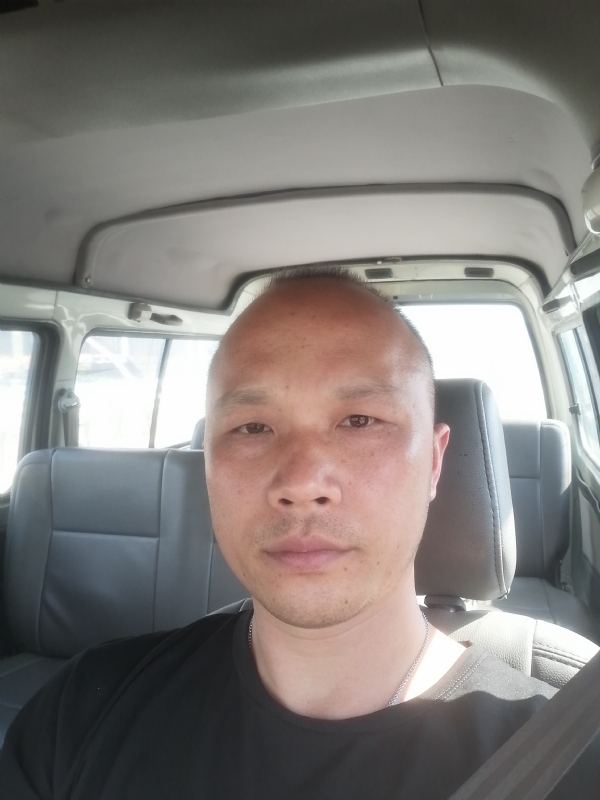 新旺丁的第一张照片--莆田相亲服务中心