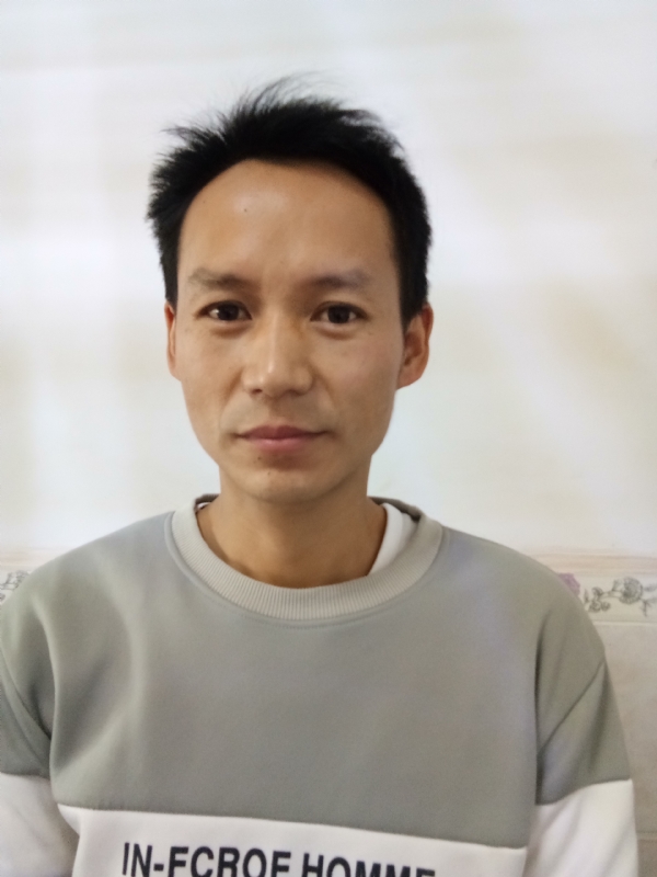 单亲爸爸的第一张照片--莆田相亲服务中心