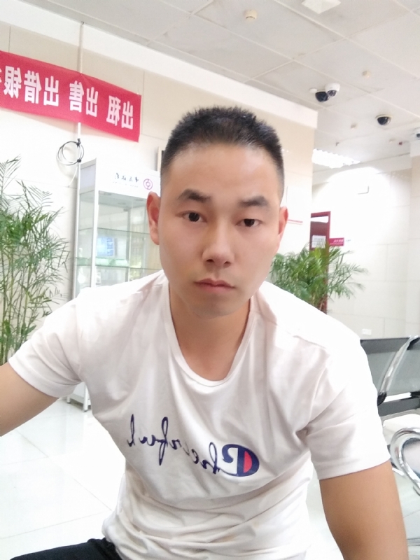 小少的第一张照片--莆田相亲服务中心