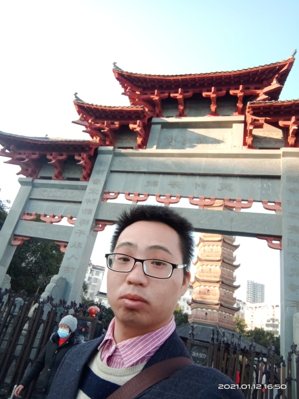 碧血丹心的第一张照片--莆田相亲服务中心