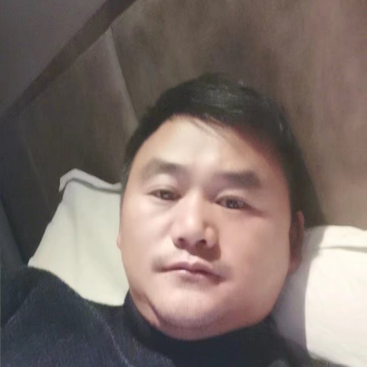 奔跑的第二张照片--莆田相亲服务中心