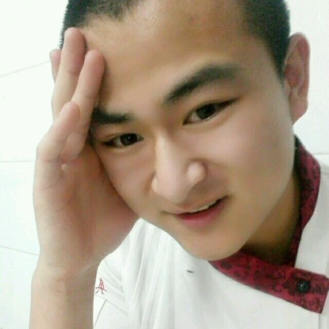 人潮拥挤的第一张照片--莆田相亲服务中心
