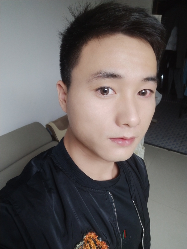 何凡的第三张照片--莆田相亲服务中心
