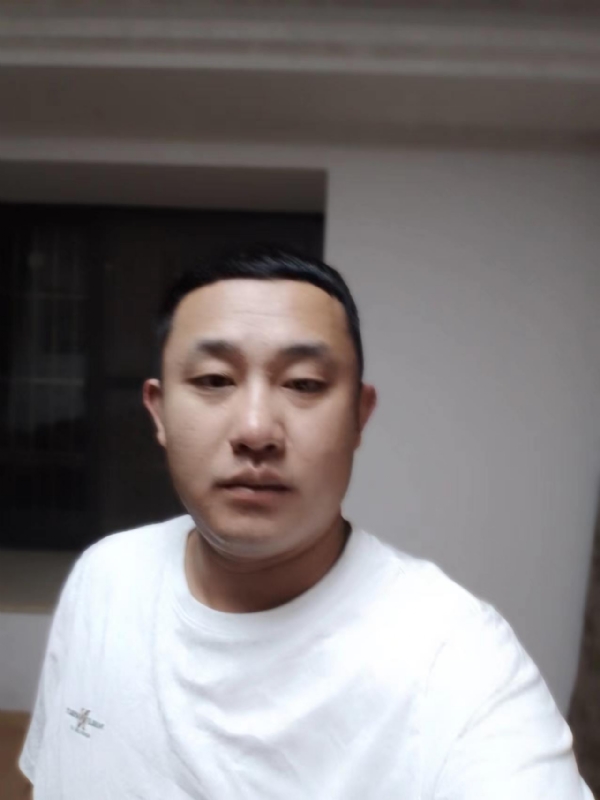 魔尊的第一张照片--莆田相亲服务中心