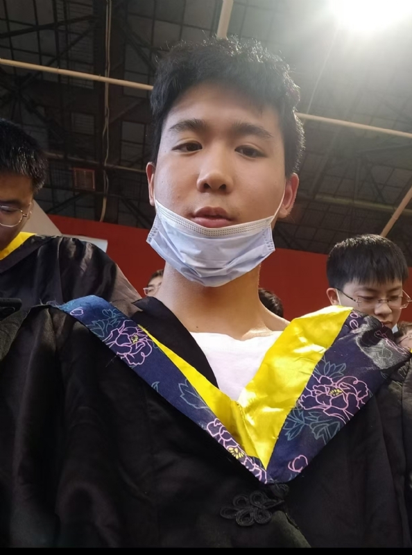 落落大方的第一张照片--莆田相亲服务中心