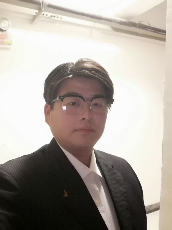 孤独一人的第一张照片--莆田相亲服务中心