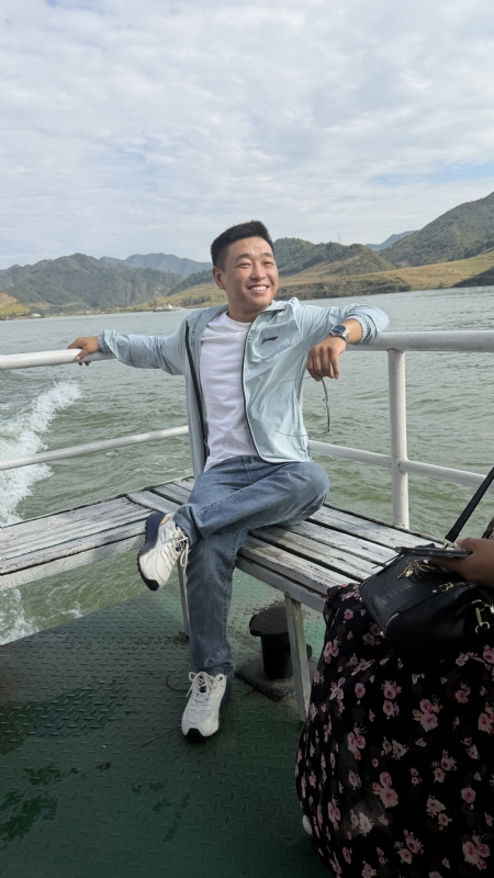 烟花易笑的第一张照片--莆田相亲服务中心