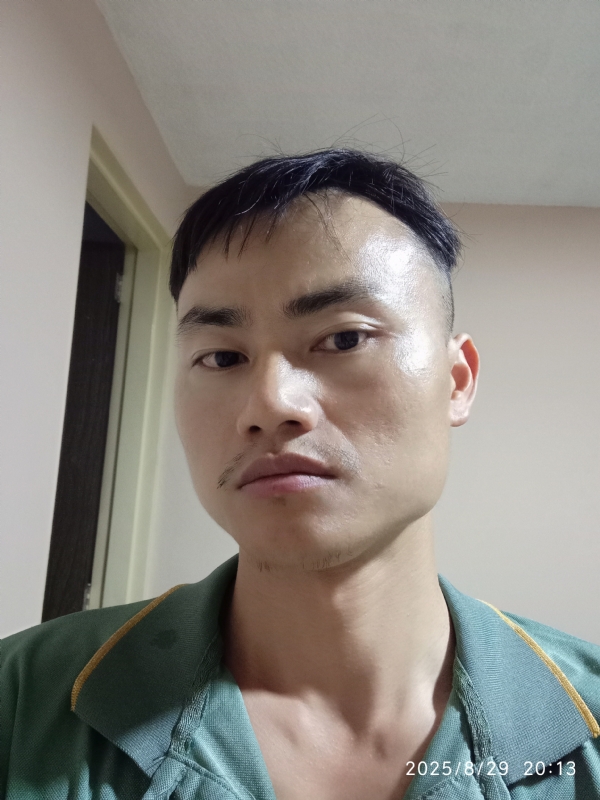 自简的第一张照片--莆田相亲服务中心